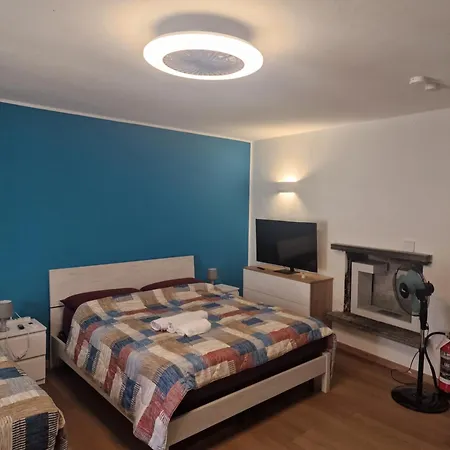 Apartment Elegante Nel Centro Storico Del Monferrato Casale Monferrato